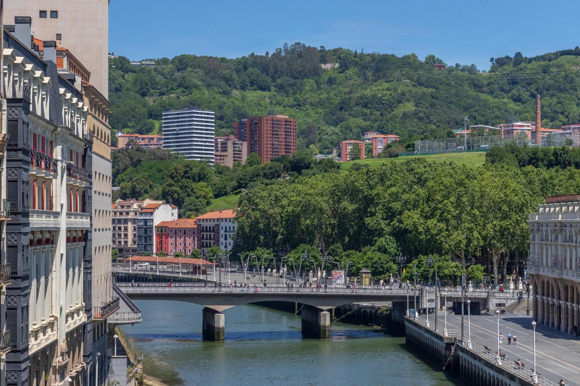Apartamento Con Vistas A La Ria Bilbao Ngoại thất bức ảnh