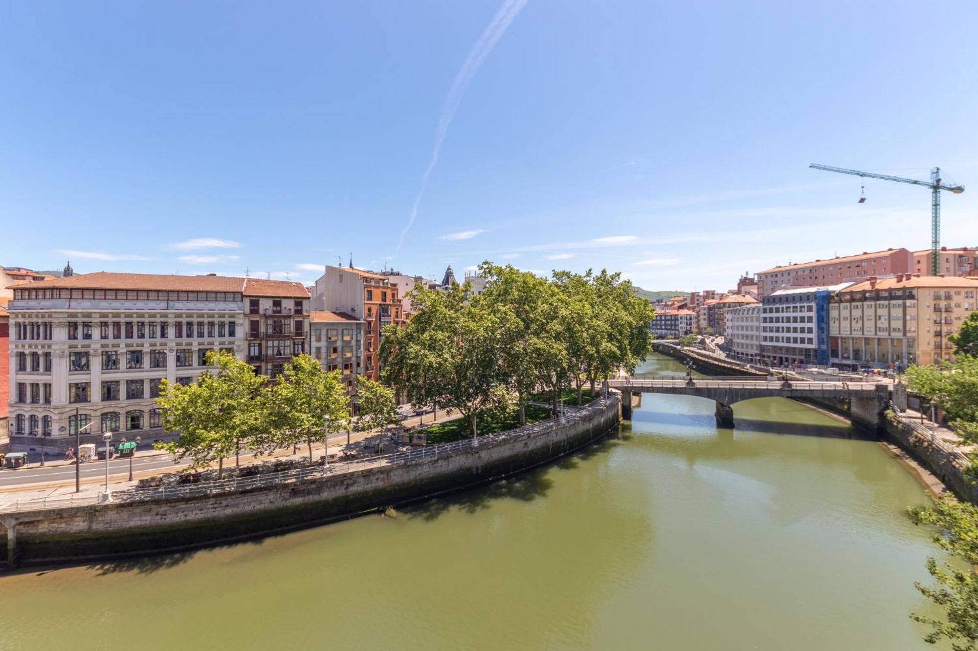 Apartamento Con Vistas A La Ria Bilbao Ngoại thất bức ảnh